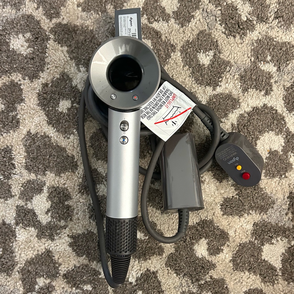 Dyson Blowdryer